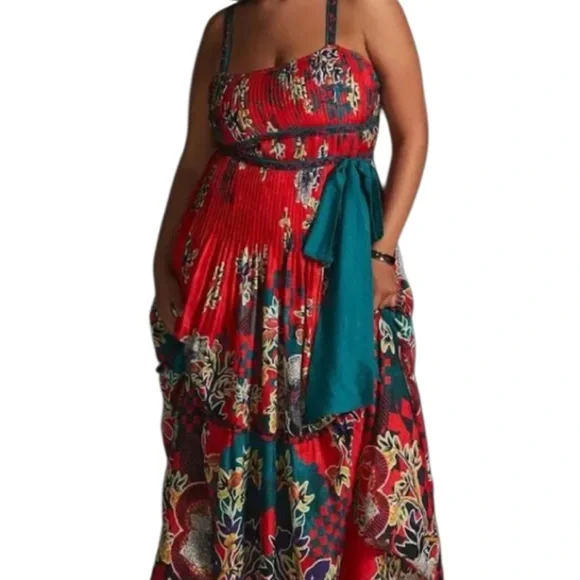 Vibrant Red Maxi Dress - Picture 2 of 7